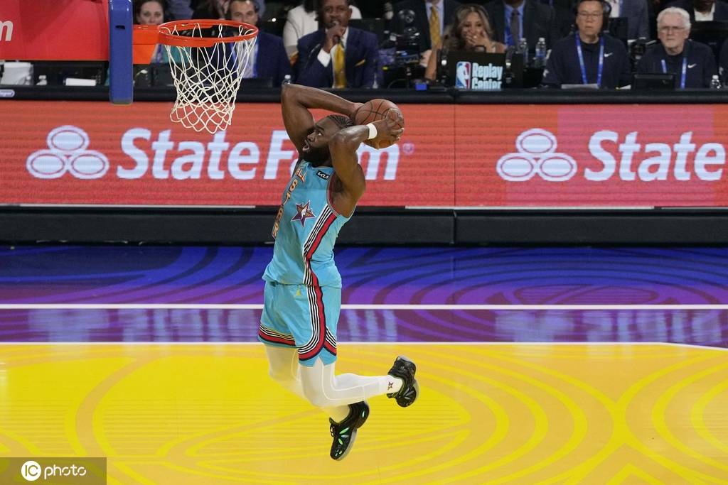 全明星正赛:塔图姆绝杀OG队夺冠 詹姆斯临阵退赛