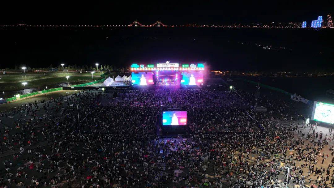 2025哈尔滨草莓音乐节圆满落幕！