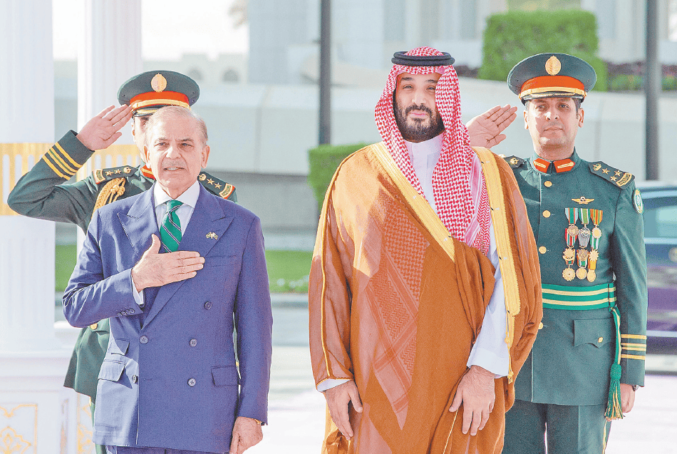 巴基斯坦与沙特阿拉伯签军事协议,多国受震动