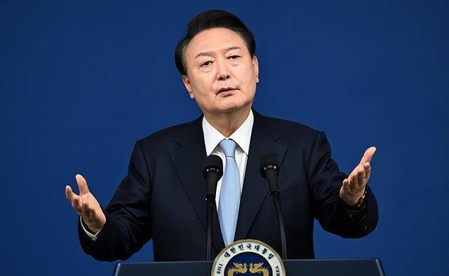 李在明终于成功复仇,把曾权势滔天的检察厅,亲自送到了尽头