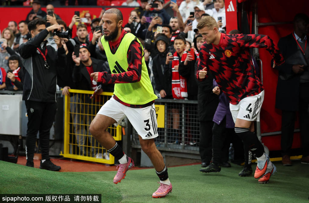 曼联2-0桑德兰：重返前十的背后，战术与球员的完美结合