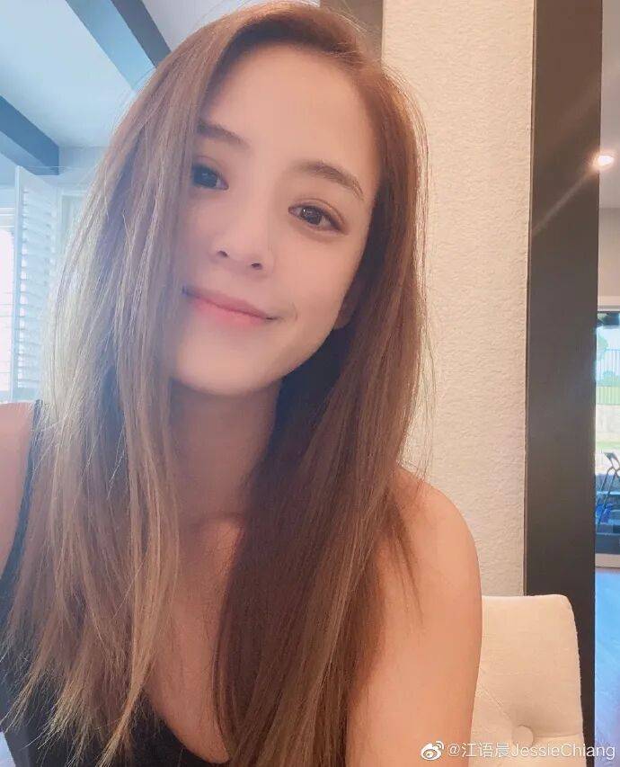 38岁知名女演员,突然宣布离婚,曾出演周杰伦《最长的电影》音乐电影女主