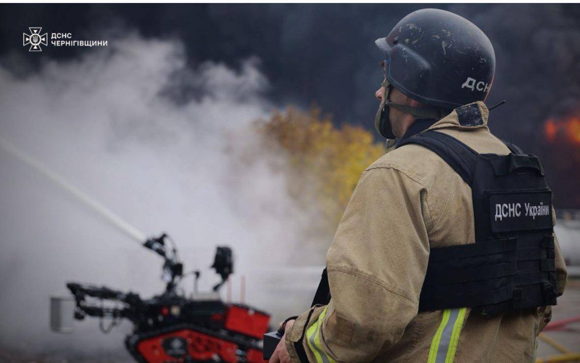炸了一夜,俄军大轰炸,基辅大停电:俄乌战争3年,普京太仁慈了